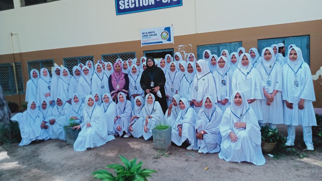 "Excellent Reception for Our Students at the ICT Exhibition"